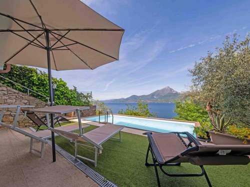 Ferienhaus Privater Pool und herrlicher Seeblick