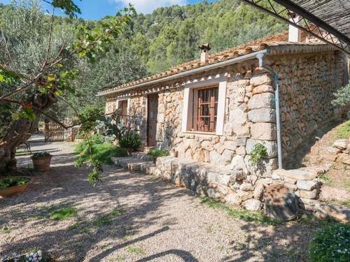Ferienhaus berghütte in meeresnähe, ideal für ausflüge in die tramuntana-berge.