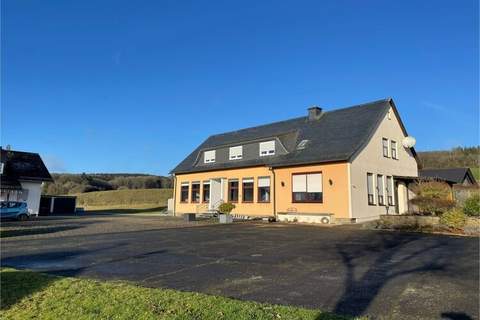 Ferienunterkunft in Neichen (14 Personen)