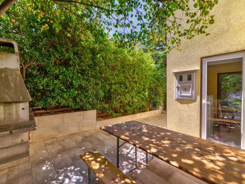 Ferienwohnung Irena Apartments prizemlje / HR-10649-01