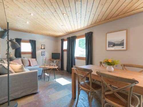 Ferienwohnung Chesa Survial 4