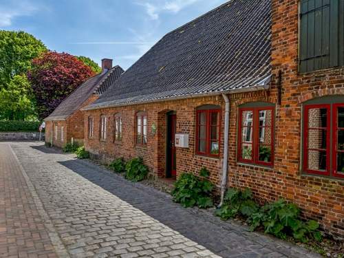 Ferienwohnung, Appartement Spase - 23km from the sea