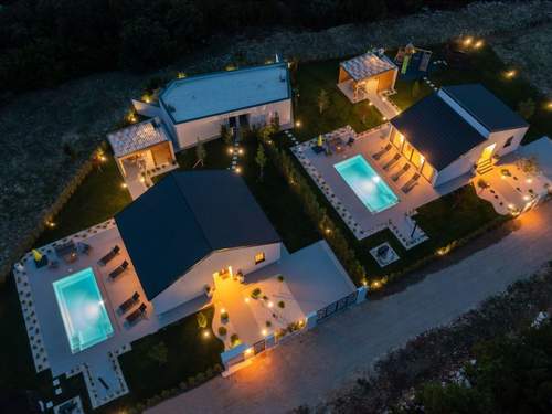 Ferienhaus Villa Bandelli mit Spa in Oklaj