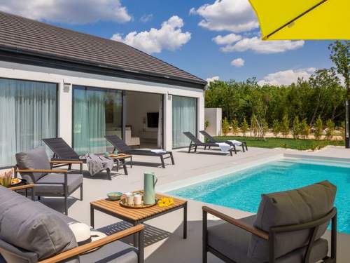 Ferienhaus Villa Le in Oklaj