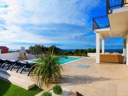 Ferienhaus in Primošten mit privatem Pool