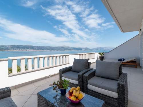 Ferienwohnung Geräumige Ferienwohnung mit Meerblick