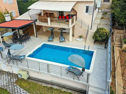 Ferienhaus Villa Urban in Trogir mit privatem beheiztem Pool