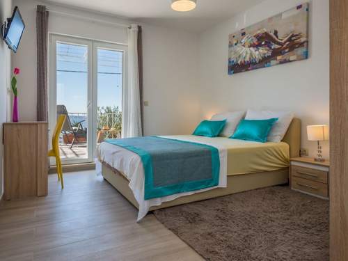 Ferienwohnung Große Wohnung in Omis mit Terrasse und Meerblick