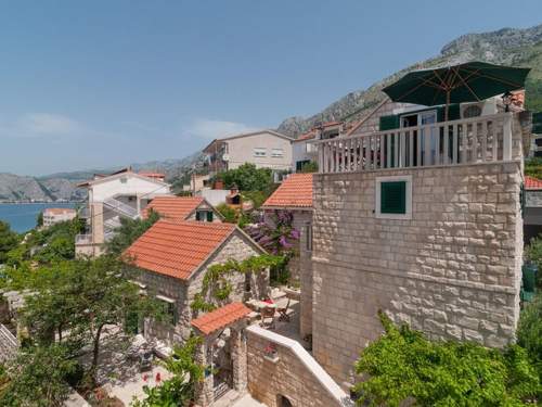 Ferienwohnung Gemütliche Wohnung in Omiš mit Privatem Balkon