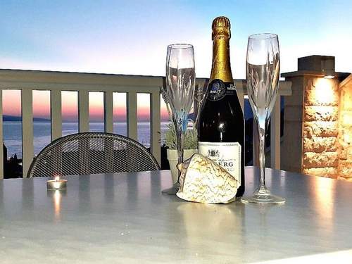 Ferienwohnung Schöne Ferienwohnung in Baska Voda mit Terrasse