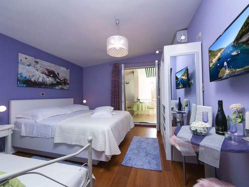 Ferienwohnung Gemütliche Ferienwohnung mit Terrasse in Bidol