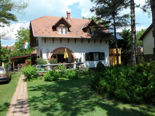 Ferienwohnung Wohnung in Balatonföldvár mit Terrasse und Grill