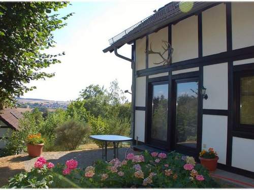 Ferienhaus in Feriendorf Frankenau mit Garten