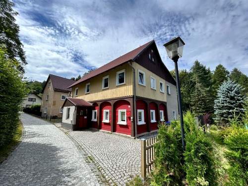 Ferienhaus Waldferienhaus Dunja mit Sauna, Whirlpool, direkt am Waldrand, Kletterfelsen