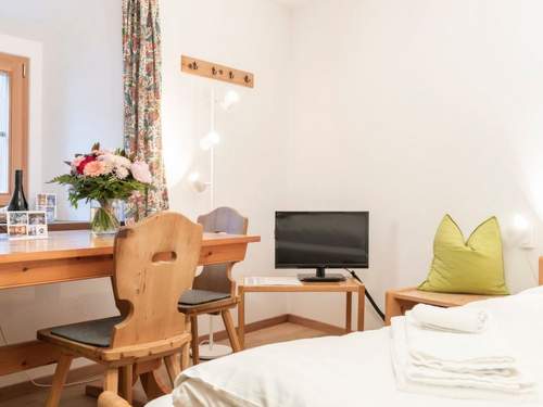 Ferienwohnung Chesa Michel Nair