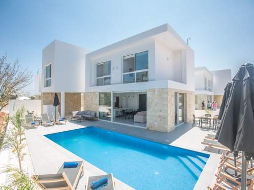 Ferienhaus 4-Schlafzimmer-Villa mit Pool im Zentrum von Protaras