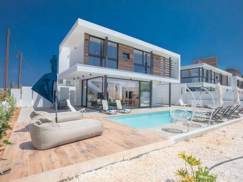 Ferienhaus mit Pool in Protaras