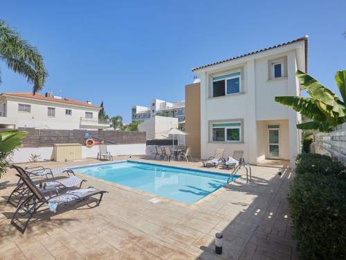 Ferienhaus Hübsche Villa mit 3 Schlafzimmern und privatem Pool