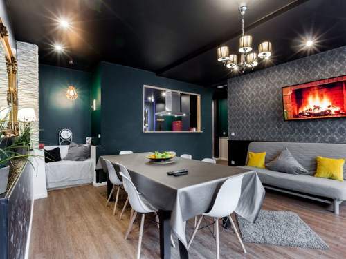 Ferienwohnung für acht Erwachsene und zwei Kinder