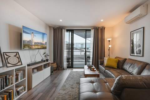 Lonsdale St 1-Bed Unit with Study Area and Parking - Ferienunterkunft in Braddon (2 Personen)