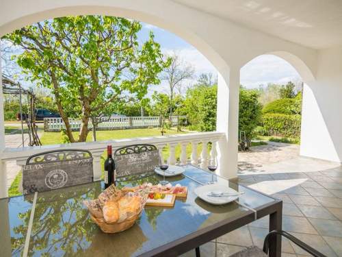 Ferienwohnung Apartment Napros 1