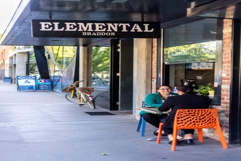 Elegant Studio with Parking - Ferienunterkunft in Braddon (2 Personen)