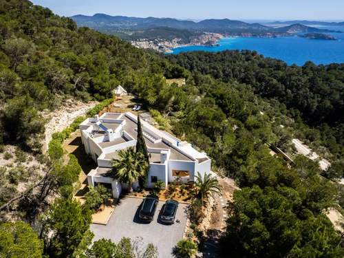 Ferienhaus in Es Cubells mit Privatem Pool