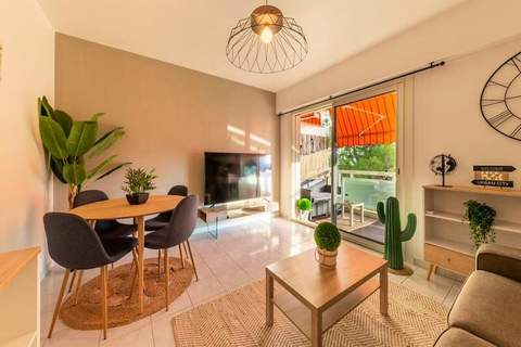 06k2 - Joli Studio Climatis&eacute; - Terrasse Vue Mer - Ferienunterkunft in Antibes (2 Personen)