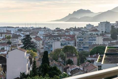 Résidence Terrasse Avec Vue Mer Panoramique Piscine Parking Cannes Centre ☀live In Ca - Ferienunterkunft in Cannes (4 Personen)