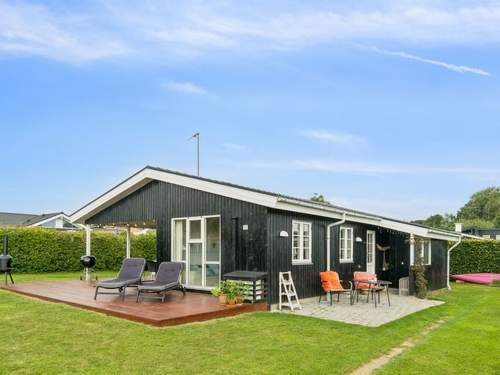 Ferienhaus Bjarni - 180m from the sea