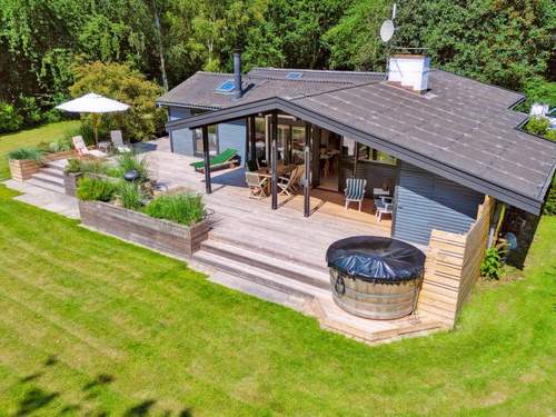 Ferienhaus Pyry - 850m from the sea