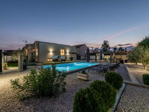 Ferienhaus Villa Miranda with pool