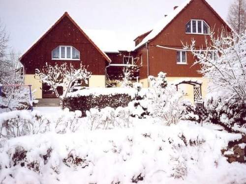 Ferienwohnung Appartement in Schönfeld mit Großem Garten