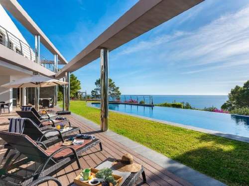 Ferienhaus Villa Campomanes - PlusHolidays