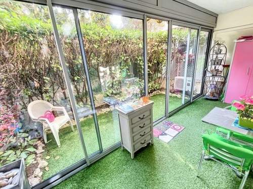 Ferienwohnung Cosy 1 bedroom Republique 236