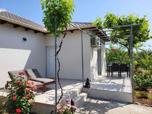 Ferienhaus Strandnahes Ferienhaus mit privatem Garten