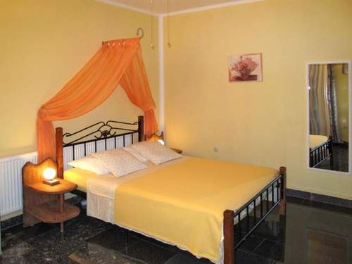 Ferienwohnung Ein Apartment im Ferienhaus Zweirosen