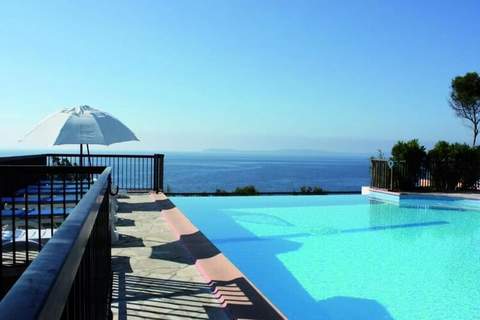 Résidence Mazet T2 - Domaine De La Pin&egrave;de - Piscine Chauff&eacute;e - Ferienunterkunft in Le Lavandou (4 Personen)