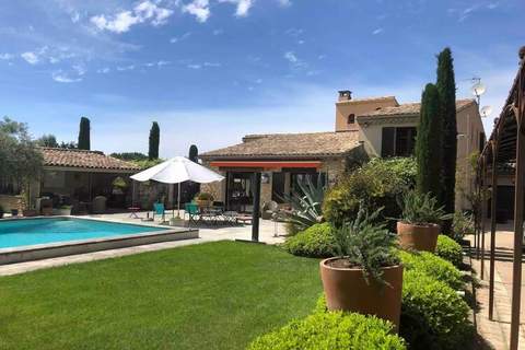 La Maison de Robion - Ferienunterkunft in Robion (10 Personen)