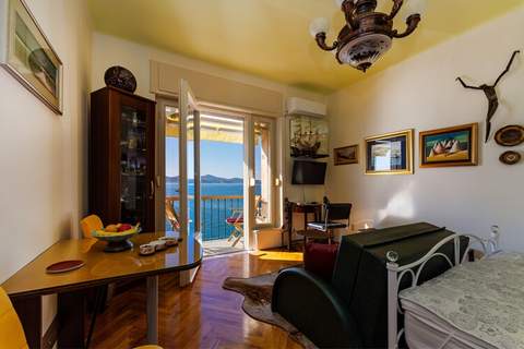 Sea View apartment Riva - Ferienunterkunft in Zadar (2 Personen)