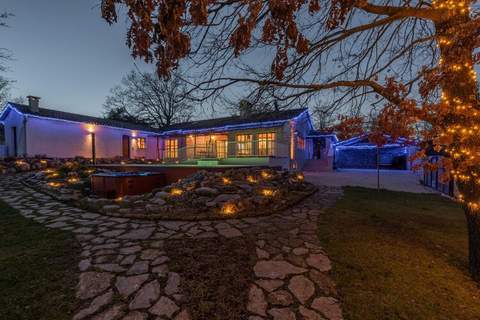 Villa Lipica - Ferienunterkunft in Pazin (14 Personen)