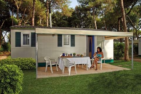 Baia Domizia Villaggio Camping E5 - Ferienunterkunft in Baia Domizia (CE) (5 Personen)