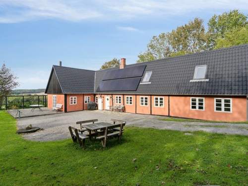 Ferienhaus Sigbritt - 3.7km from the sea