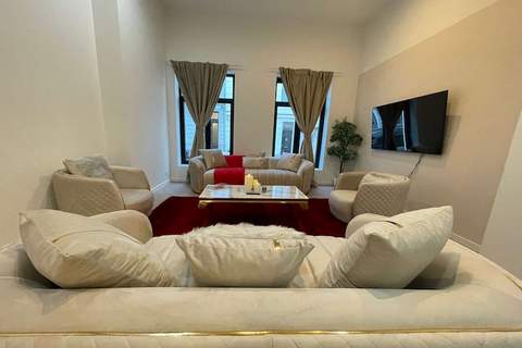 One Lux Stay Near Antwerp Central Grande Deluxe 3 bedroom suite - Ferienunterkunft in Antwerpen (6 Personen)