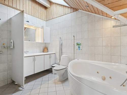 Ferienhaus Elenor - 1.3km from the sea