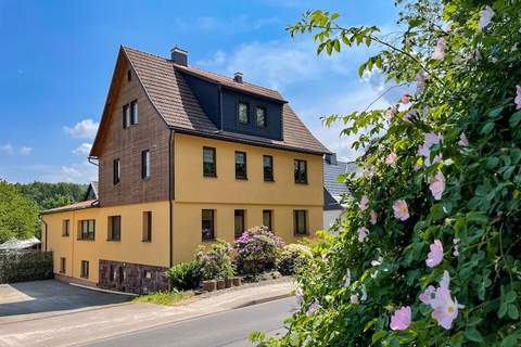 Ferienwohnung Erna - Ferienunterkunft in Steinbach-Hallenberg (2 Personen)