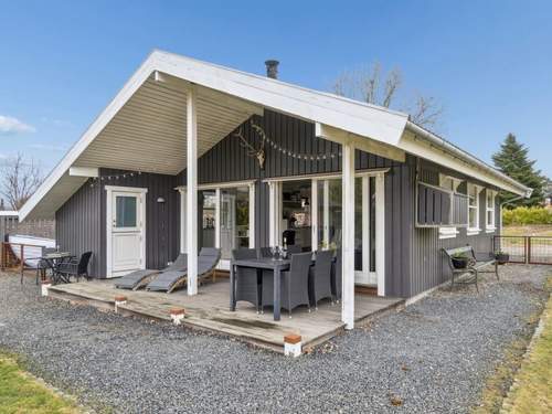 Ferienhaus Sida - 1.5km from the sea