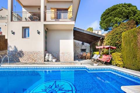 Sophie - Ferienunterkunft in Lloret de Mar (8 Personen)