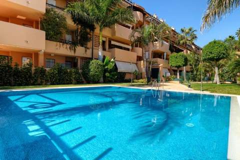 Apartment only 80 Meters from the Beach - Ferienunterkunft in Marbella (4 Personen)