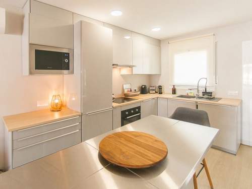 Ferienwohnung WELCS APARTAMENTO 234 EMP con una gran terraza